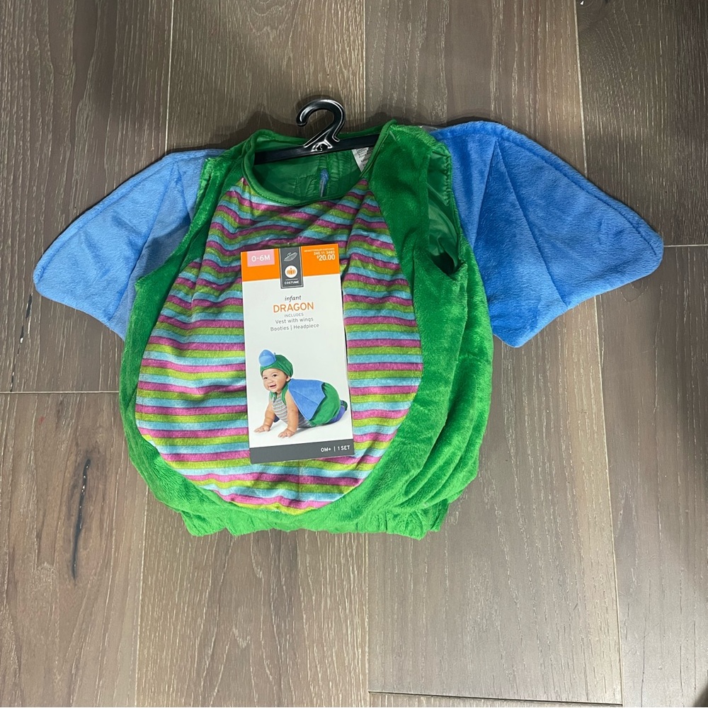 Target infant dragon costume. Nwt. 0-6 months